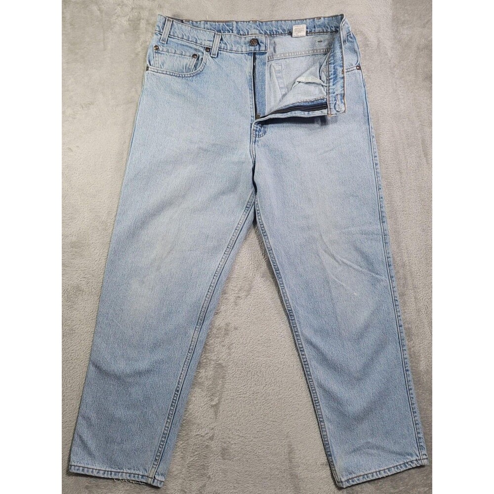 Vintage Levi's 540 Jeans Mens 36x29 Blue Light Wash Relaxed Tapered Denim Cotton